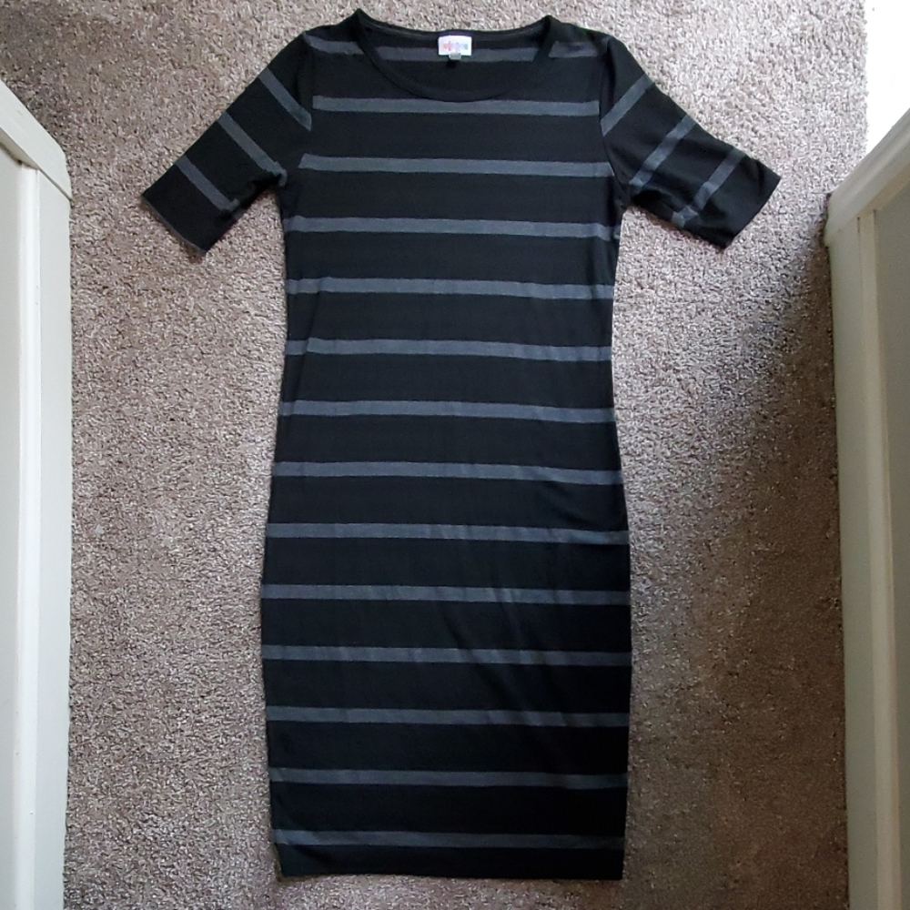EUC small julia lularoe dress black/gray stripes